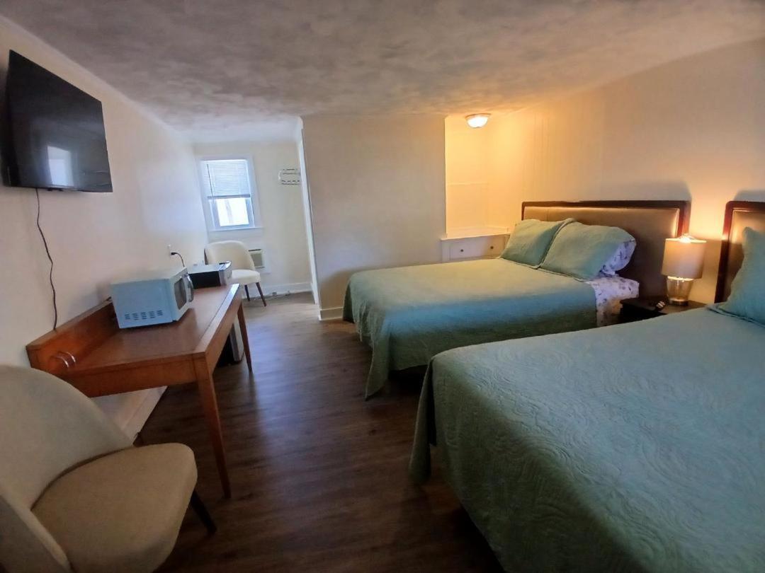 Motel Jonathan Edwards 2*