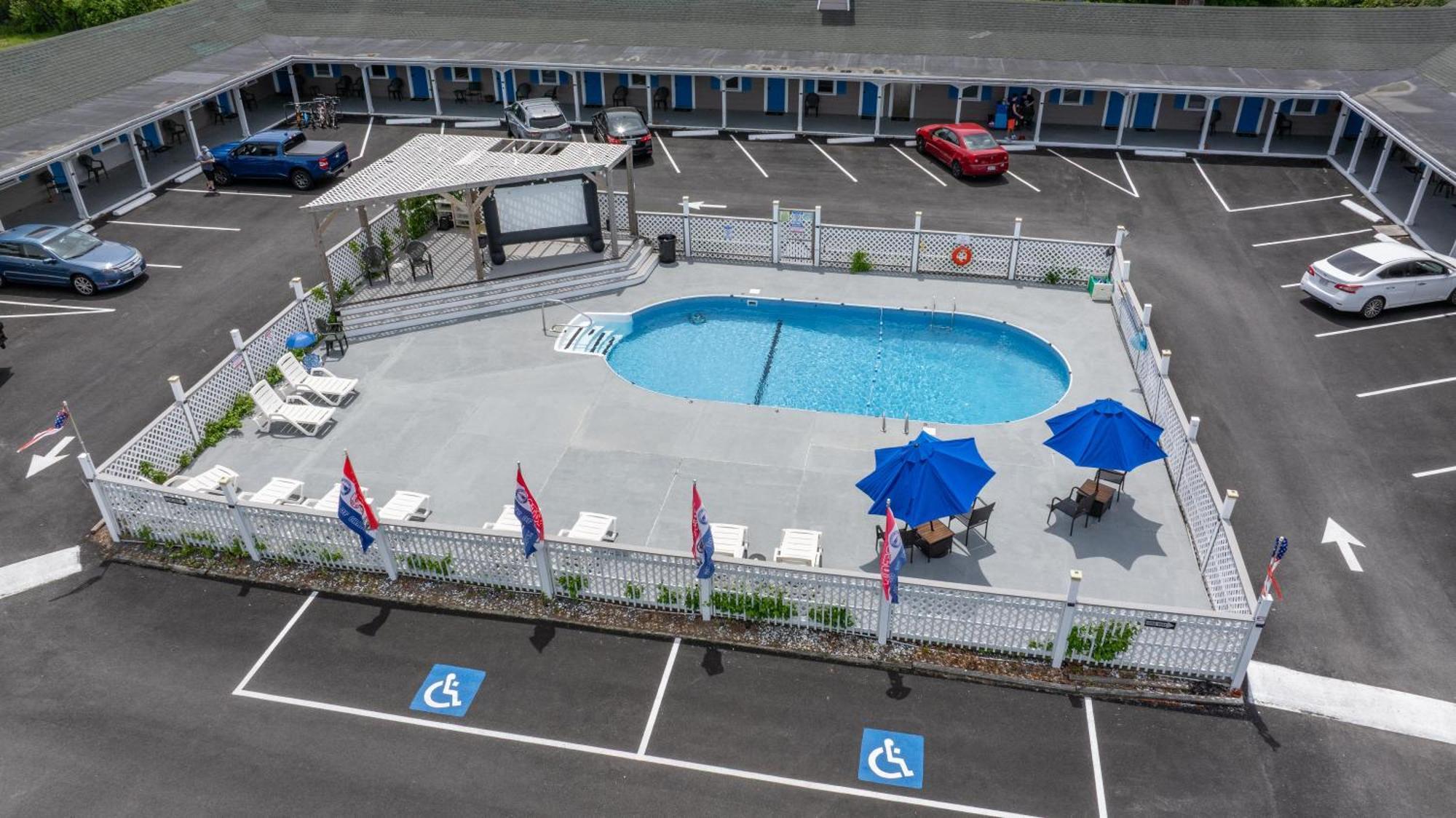 Motel Jonathan Edwards 2*